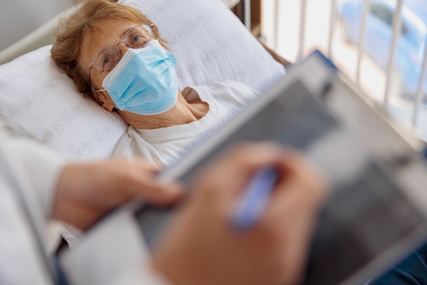 riesgos de cirugia en adultos mayores